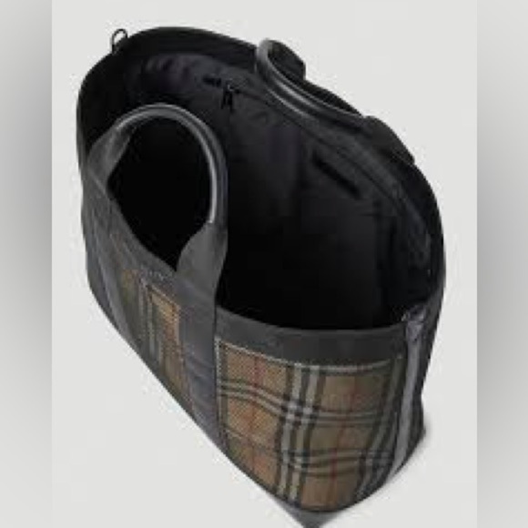 NWT Authentic Burberry Ormond Check Tote Archive Beige Travel Bag - Picture 4 of 16